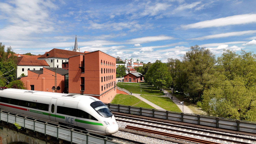 Train in front of the campus
